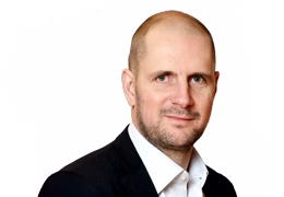 Professionellt porträttfoto av Henrik Johansson.
